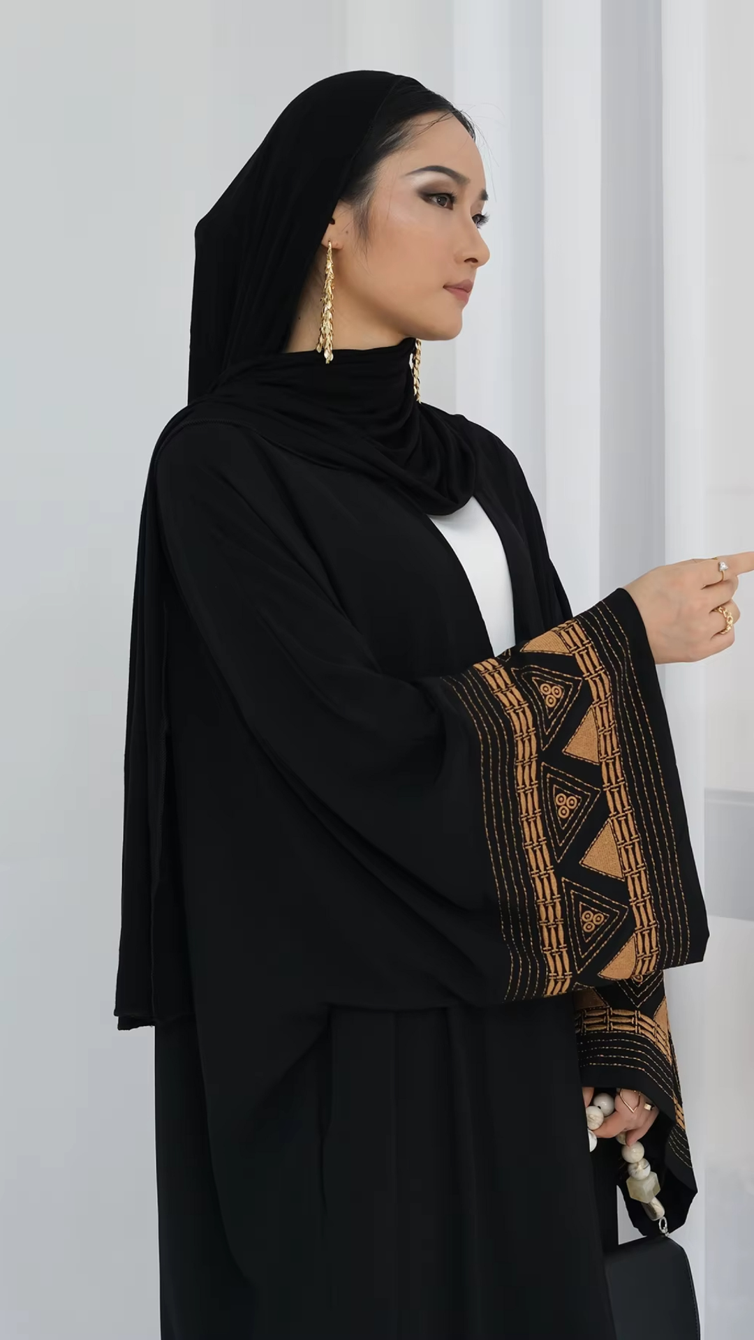 Traditional Embroidered Abaya